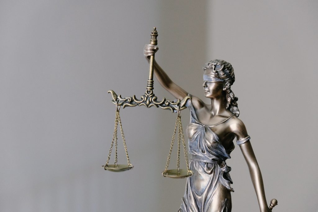 Litigasi